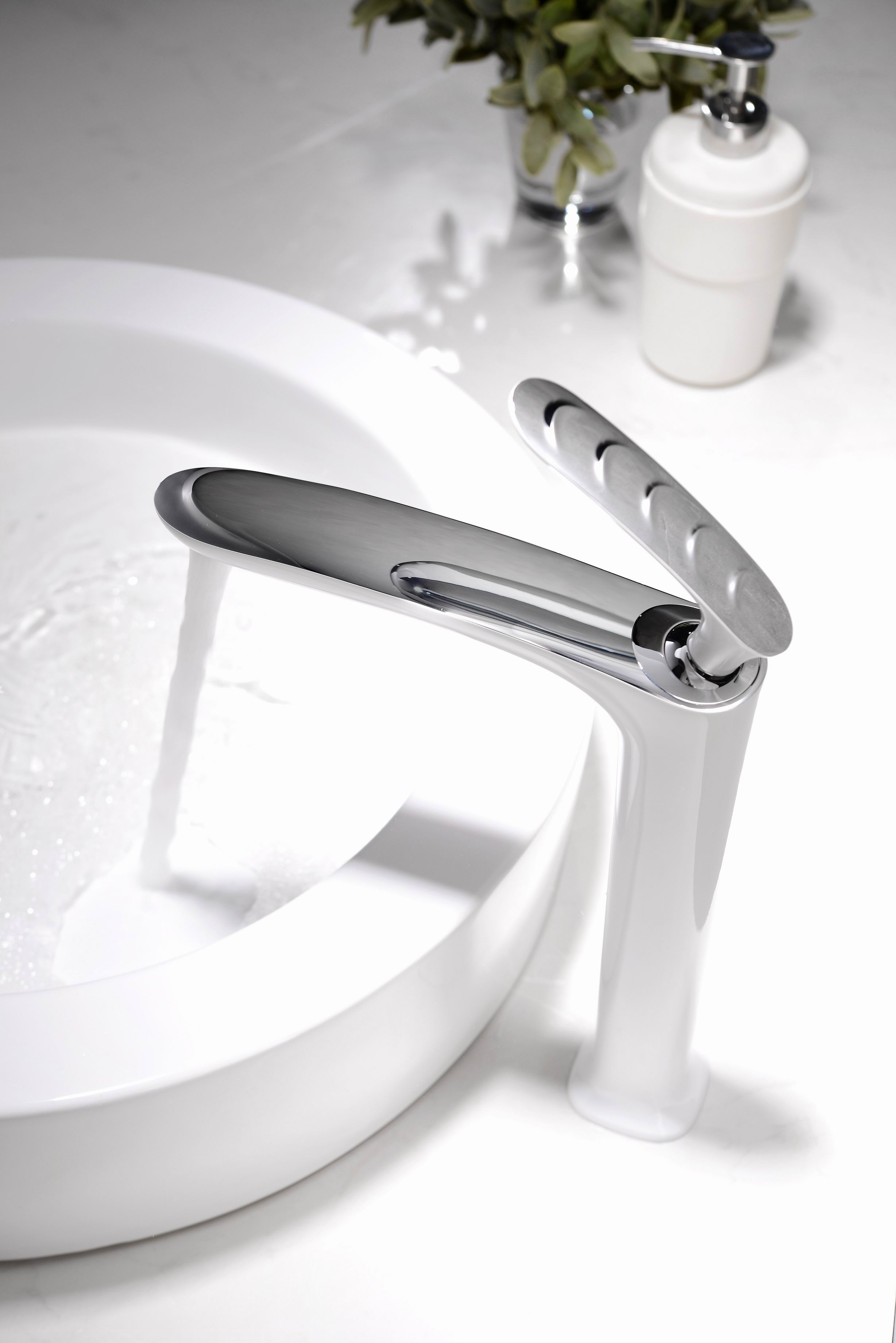 Grifo monomando de baño de diseño patentado Grifos de baño de la serie Dolphin