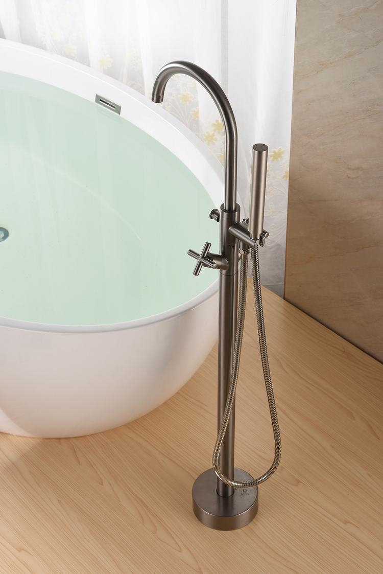 Productos de baño de grifo de ducha de bañera independiente montado en el suelo con mango cruzado