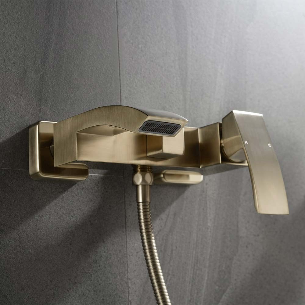 Grifo de baño de ducha montado en la pared expuesto de tamaño pequeño de latón de precio competitivo